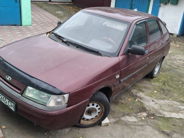 Красный ВАЗ 2112, объемом двигателя 1.6 л и пробегом 120 тыс. км за 1074 $, фото 6 на Automoto.ua