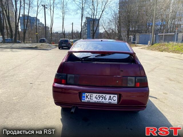 Красный ВАЗ 2112, объемом двигателя 1.6 л и пробегом 0 тыс. км за 1750 $, фото 6 на Automoto.ua