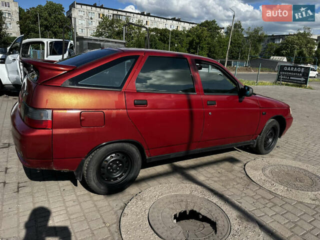 Червоний ВАЗ 2112, об'ємом двигуна 1.6 л та пробігом 249 тис. км за 1800 $, фото 3 на Automoto.ua