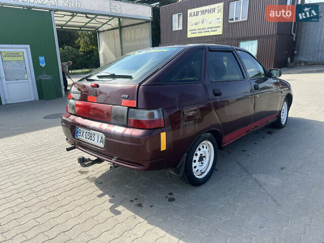 Красный ВАЗ 2112, объемом двигателя 1.6 л и пробегом 340 тыс. км за 850 $, фото 4 на Automoto.ua