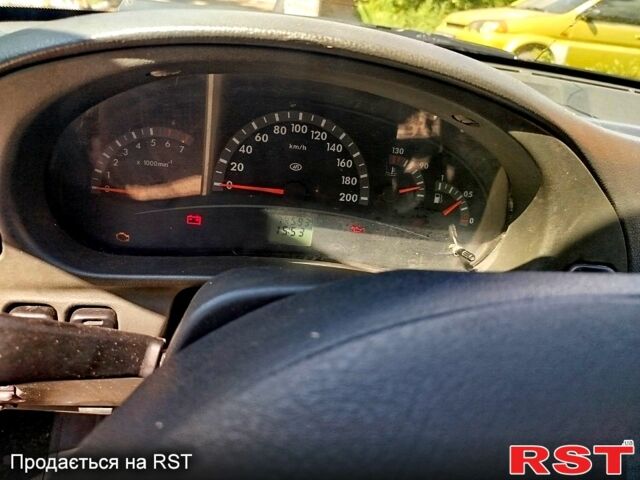 Красный ВАЗ 2112, объемом двигателя 1.6 л и пробегом 74 тыс. км за 2600 $, фото 4 на Automoto.ua