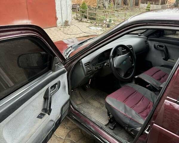 Червоний ВАЗ 2112, об'ємом двигуна 1.6 л та пробігом 240 тис. км за 2600 $, фото 3 на Automoto.ua