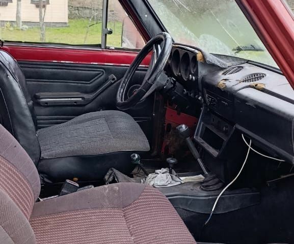 Красный ВАЗ 2112, объемом двигателя 0 л и пробегом 1 тыс. км за 473 $, фото 5 на Automoto.ua