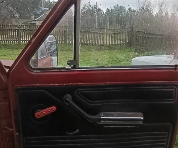 Красный ВАЗ 2112, объемом двигателя 0 л и пробегом 1 тыс. км за 473 $, фото 2 на Automoto.ua