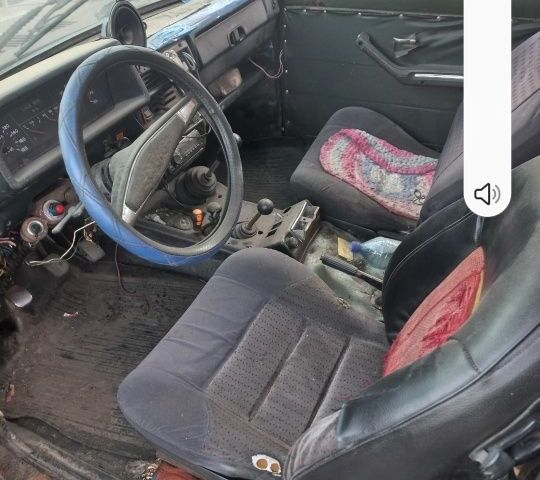 Красный ВАЗ 2112, объемом двигателя 7 л и пробегом 250 тыс. км за 1000 $, фото 6 на Automoto.ua