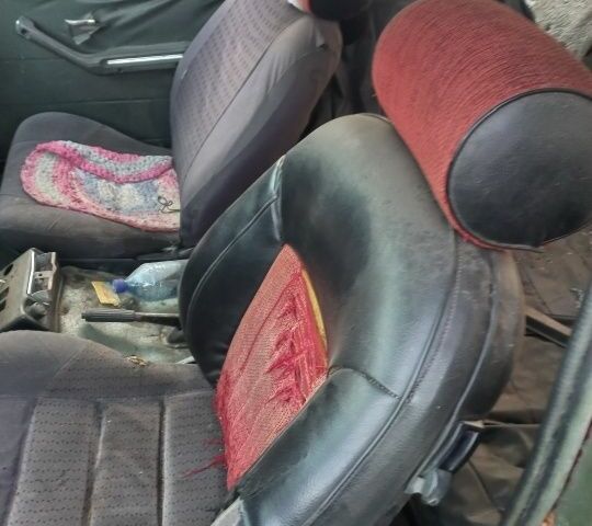 Красный ВАЗ 2112, объемом двигателя 7 л и пробегом 250 тыс. км за 1000 $, фото 7 на Automoto.ua