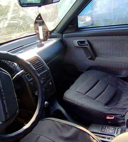 ВАЗ 2112, об'ємом двигуна 1.5 л та пробігом 0 тис. км за 1180 $, фото 1 на Automoto.ua