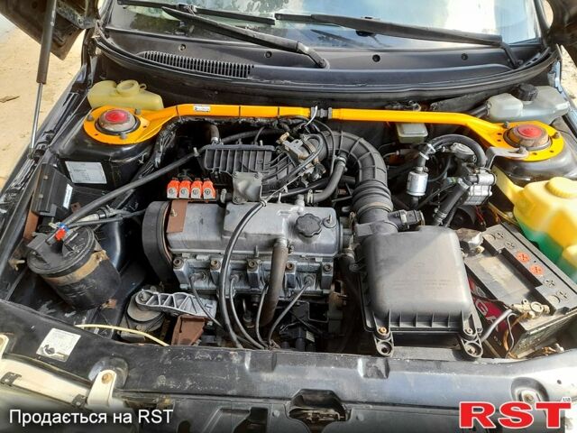 ВАЗ 2112, об'ємом двигуна 1.6 л та пробігом 200 тис. км за 1999 $, фото 2 на Automoto.ua