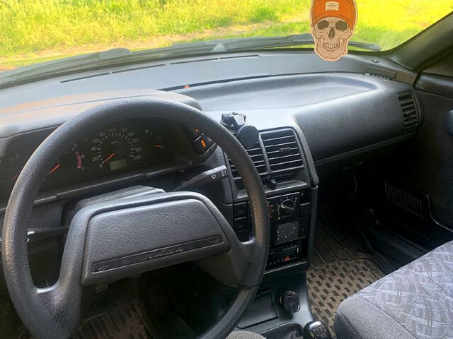 ВАЗ 2112, объемом двигателя 1.6 л и пробегом 130 тыс. км за 2050 $, фото 2 на Automoto.ua