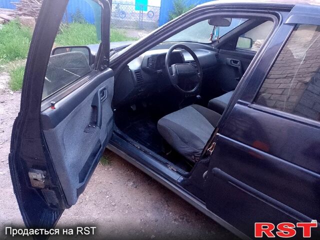 ВАЗ 2112, объемом двигателя 1.6 л и пробегом 111 тыс. км за 1200 $, фото 1 на Automoto.ua