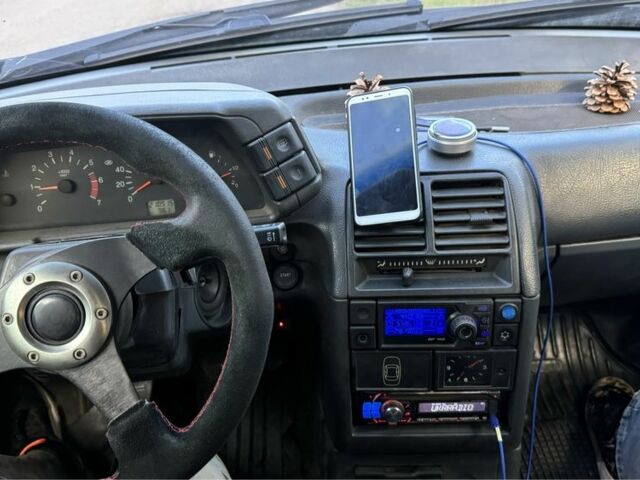 ВАЗ 2112, объемом двигателя 0 л и пробегом 210 тыс. км за 1399 $, фото 4 на Automoto.ua