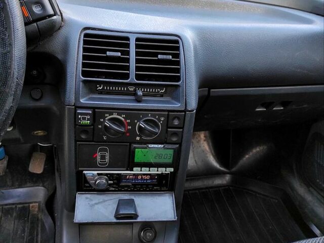 ВАЗ 2112, об'ємом двигуна 1.6 л та пробігом 95 тис. км за 2200 $, фото 3 на Automoto.ua