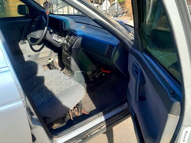 ВАЗ 2112 2006 в Казатине на Automoto.ua ВАЗ 2112, объемом двигателя 1.6 л и пробегом 123 тыс. км за 999 $, фото 4 на Automoto.ua