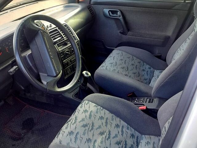 ВАЗ 2112 2006 в Казатине на Automoto.ua ВАЗ 2112, объемом двигателя 1.6 л и пробегом 123 тыс. км за 999 $, фото 6 на Automoto.ua