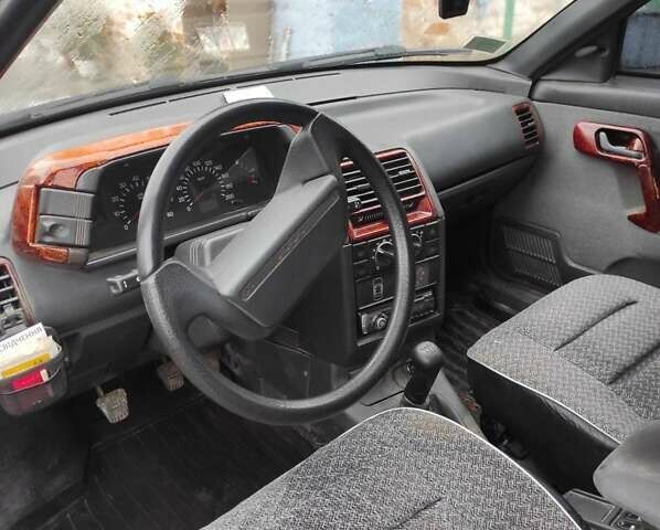 ВАЗ 2112, объемом двигателя 1.6 л и пробегом 136 тыс. км за 2000 $, фото 1 на Automoto.ua
