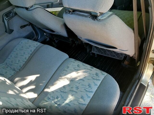 ВАЗ 2112, об'ємом двигуна 1.6 л та пробігом 208 тис. км за 1000 $, фото 6 на Automoto.ua