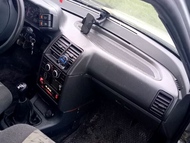 ВАЗ 2112, объемом двигателя 1.6 л и пробегом 250 тыс. км за 1600 $, фото 4 на Automoto.ua