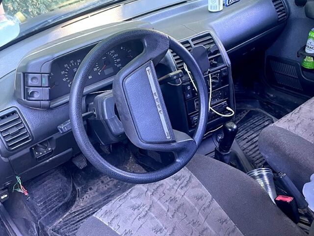 ВАЗ 2112, объемом двигателя 1.6 л и пробегом 300 тыс. км за 1800 $, фото 2 на Automoto.ua