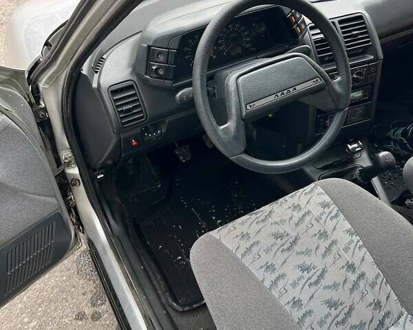 ВАЗ 2112, объемом двигателя 1.6 л и пробегом 244 тыс. км за 2000 $, фото 6 на Automoto.ua