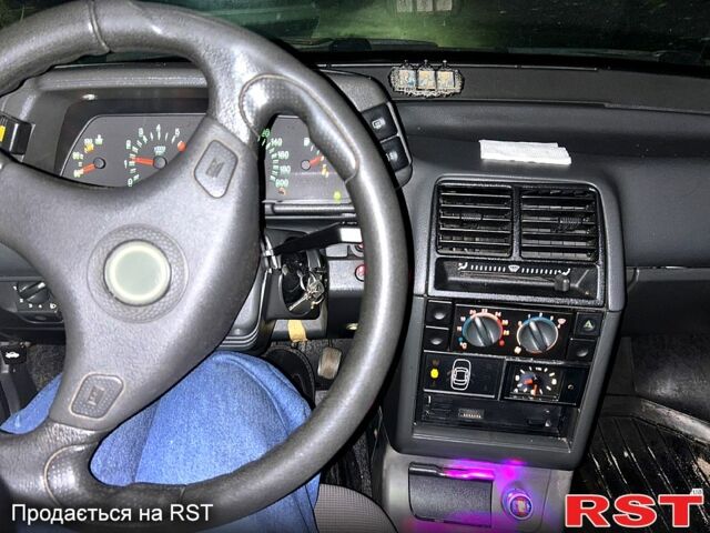 ВАЗ 2112, объемом двигателя 1.8 л и пробегом 320 тыс. км за 1200 $, фото 10 на Automoto.ua