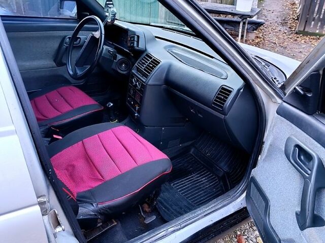 ВАЗ 2112, объемом двигателя 1.6 л и пробегом 240 тыс. км за 1550 $, фото 11 на Automoto.ua