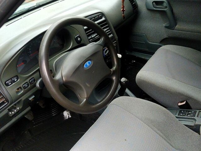 ВАЗ 2112, об'ємом двигуна 1.6 л та пробігом 220 тис. км за 2000 $, фото 4 на Automoto.ua