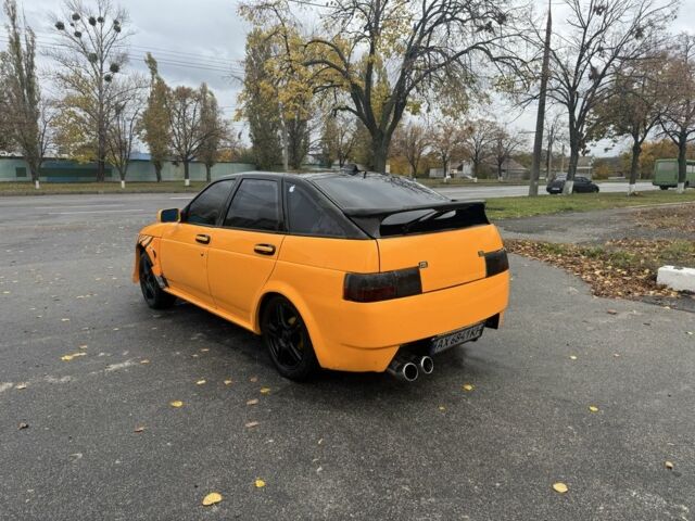 Желтый ВАЗ 2112, объемом двигателя 1.6 л и пробегом 125 тыс. км за 1700 $, фото 5 на Automoto.ua