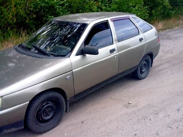 Серый ВАЗ 2112, объемом двигателя 1.5 л и пробегом 207 тыс. км за 1800 $, фото 1 на Automoto.ua