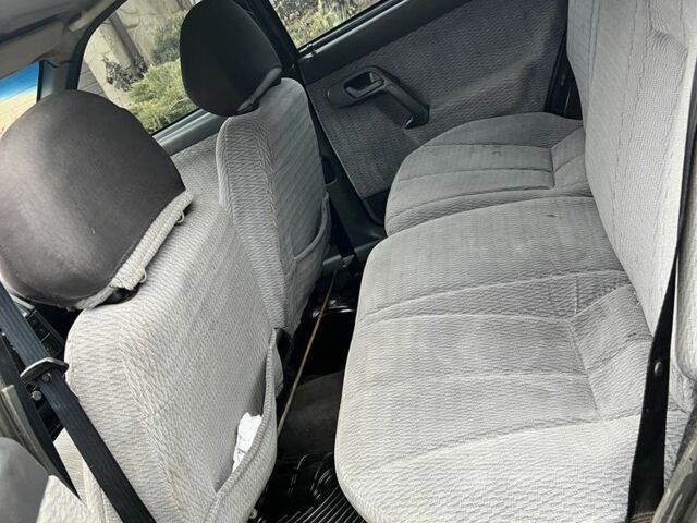 Серый ВАЗ 2112, объемом двигателя 1.5 л и пробегом 200 тыс. км за 1190 $, фото 7 на Automoto.ua