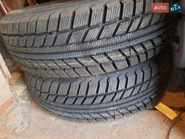 Сірий ВАЗ 2112, об'ємом двигуна 1.5 л та пробігом 266 тис. км за 3500 $, фото 4 на Automoto.ua