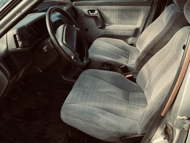 ВАЗ 2112 2002 в Владимир-Волынский на Automoto.ua Серый ВАЗ 2112, объемом двигателя 1.5 л и пробегом 165 тыс. км за 1100 $, фото 2 на Automoto.ua