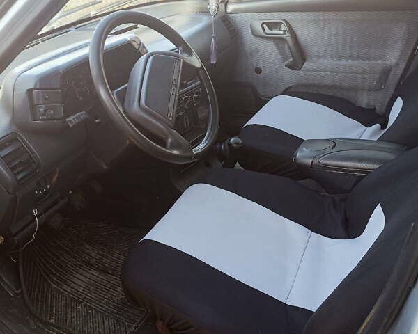 Сірий ВАЗ 2112, об'ємом двигуна 1.5 л та пробігом 250 тис. км за 1300 $, фото 5 на Automoto.ua