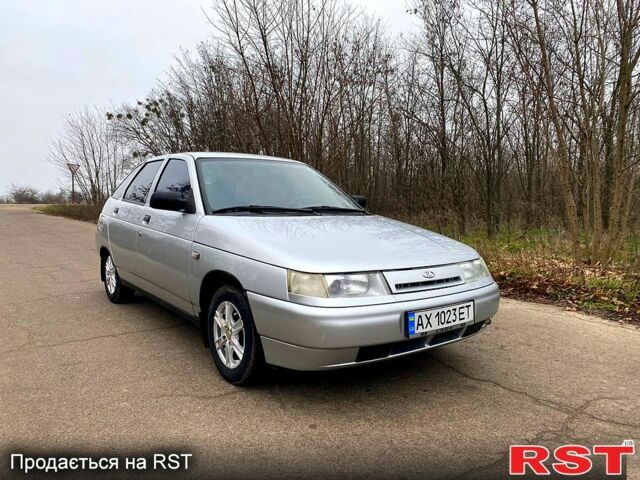 Серый ВАЗ 2112, объемом двигателя 1.5 л и пробегом 116 тыс. км за 2700 $, фото 2 на Automoto.ua