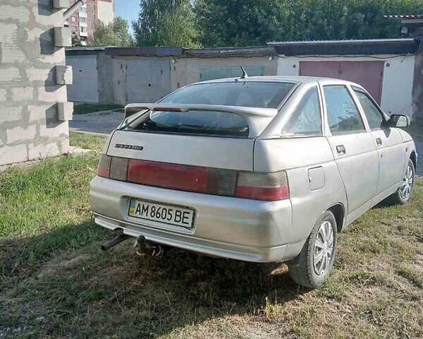 Серый ВАЗ 2112, объемом двигателя 1.5 л и пробегом 200 тыс. км за 1800 $, фото 2 на Automoto.ua