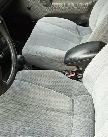 Серый ВАЗ 2112, объемом двигателя 1.5 л и пробегом 300 тыс. км за 1800 $, фото 5 на Automoto.ua