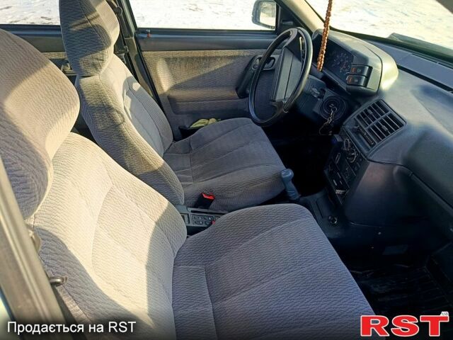 Серый ВАЗ 2112, объемом двигателя 1.5 л и пробегом 246 тыс. км за 1700 $, фото 3 на Automoto.ua