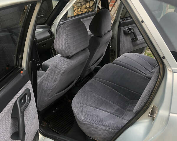 Серый ВАЗ 2112, объемом двигателя 1.5 л и пробегом 33 тыс. км за 950 $, фото 1 на Automoto.ua