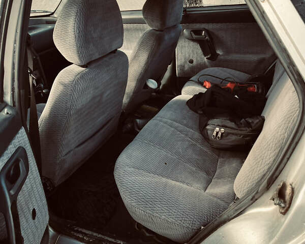 ВАЗ 2112 2002 в Иваничи на Automoto.ua Серый ВАЗ 2112, объемом двигателя 1.5 л и пробегом 300 тыс. км за 1000 $, фото 5 на Automoto.ua