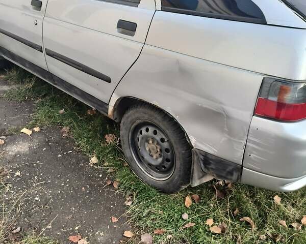 Серый ВАЗ 2112, объемом двигателя 1.5 л и пробегом 226 тыс. км за 1100 $, фото 5 на Automoto.ua