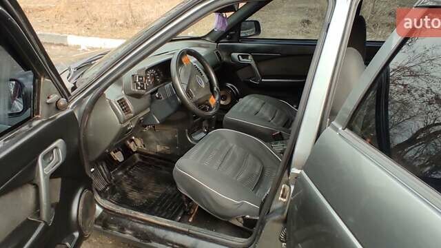 Серый ВАЗ 2112, объемом двигателя 1.5 л и пробегом 300 тыс. км за 1600 $, фото 8 на Automoto.ua