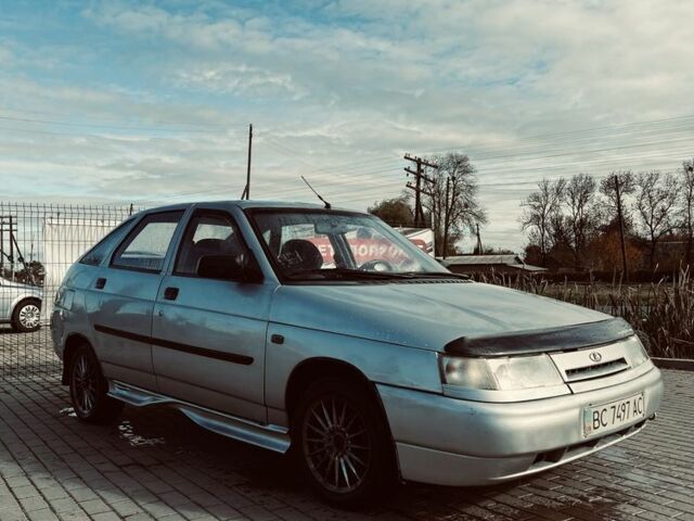 ВАЗ 2112 2002 в Владимир-Волынский на Automoto.ua Серый ВАЗ 2112, объемом двигателя 1.5 л и пробегом 165 тыс. км за 1100 $, фото 1 на Automoto.ua