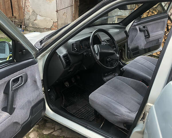 Серый ВАЗ 2112, объемом двигателя 1.5 л и пробегом 333 тыс. км за 1000 $, фото 5 на Automoto.ua