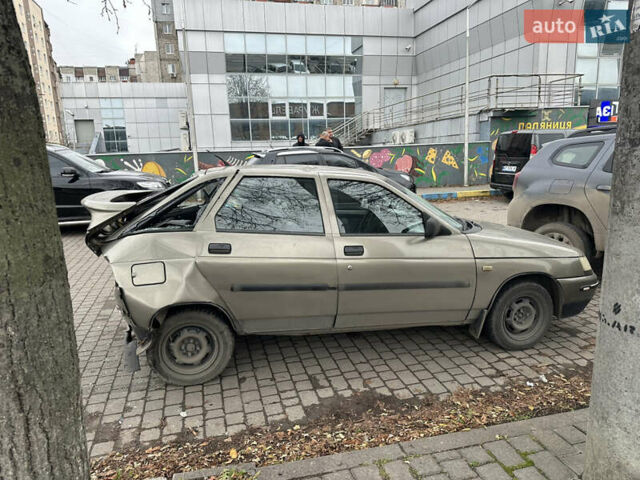 Серый ВАЗ 2112, объемом двигателя 1.5 л и пробегом 227 тыс. км за 550 $, фото 3 на Automoto.ua