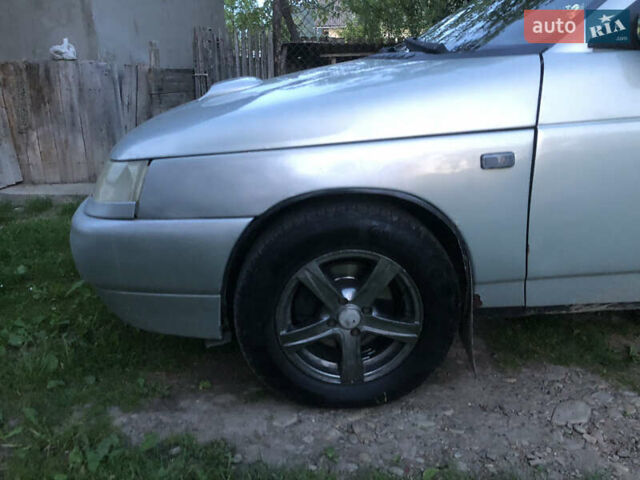 Серый ВАЗ 2112, объемом двигателя 1.5 л и пробегом 33 тыс. км за 950 $, фото 4 на Automoto.ua