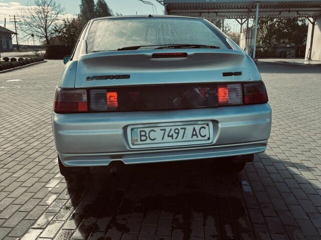 ВАЗ 2112 2002 в Владимир-Волынский на Automoto.ua Серый ВАЗ 2112, объемом двигателя 1.5 л и пробегом 165 тыс. км за 1100 $, фото 6 на Automoto.ua