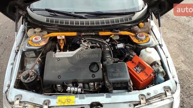 Серый ВАЗ 2112, объемом двигателя 1.5 л и пробегом 300 тыс. км за 1600 $, фото 1 на Automoto.ua