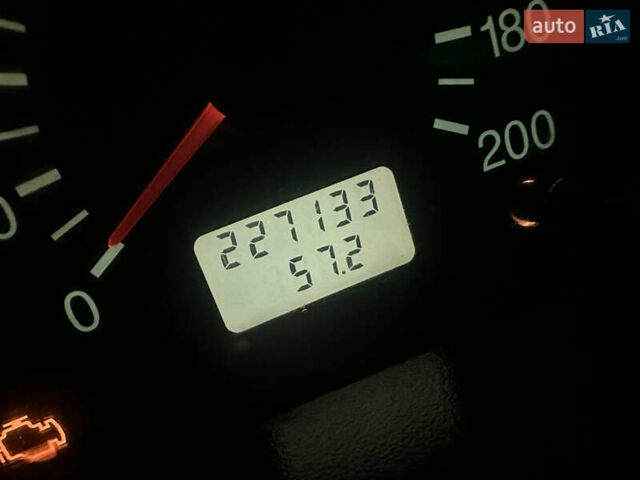 Серый ВАЗ 2112, объемом двигателя 1.5 л и пробегом 227 тыс. км за 550 $, фото 7 на Automoto.ua