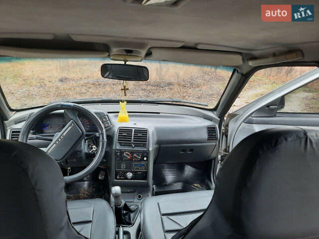 Сірий ВАЗ 2112, об'ємом двигуна 1.5 л та пробігом 200 тис. км за 2150 $, фото 8 на Automoto.ua