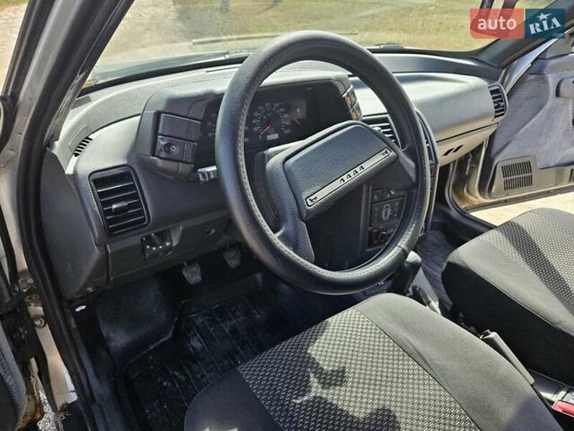 Сірий ВАЗ 2112, об'ємом двигуна 1.5 л та пробігом 191 тис. км за 1650 $, фото 35 на Automoto.ua