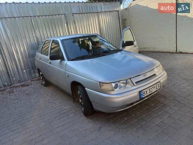 Серый ВАЗ 2112, объемом двигателя 1.5 л и пробегом 267 тыс. км за 1500 $, фото 9 на Automoto.ua